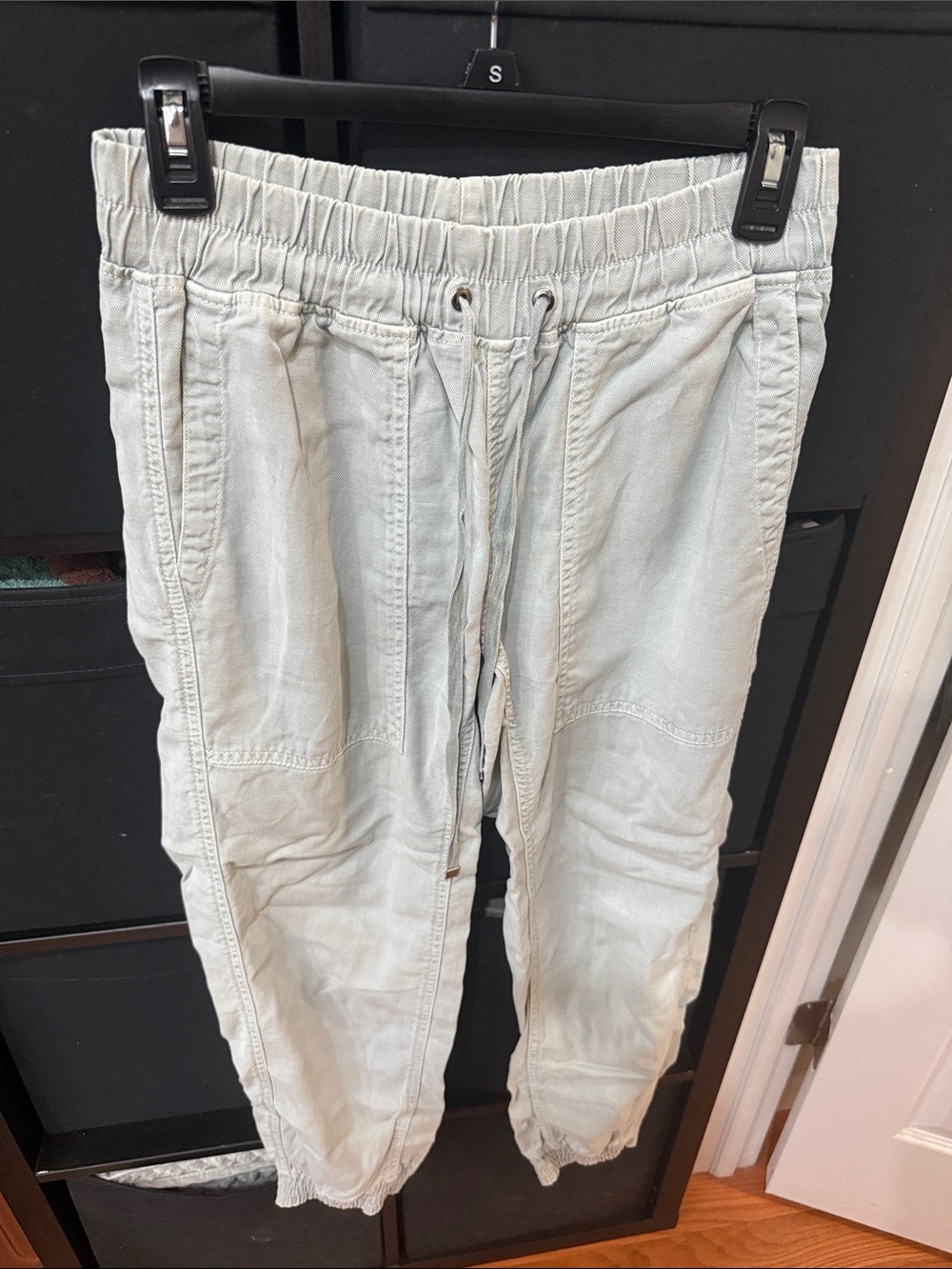 Zara Women's Light Gray Straight Leg Jogger Pants